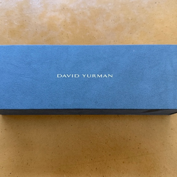 David Yurman | Sterling Silver Bracelet with Diamonds, 15mm - Picture 8 of 8